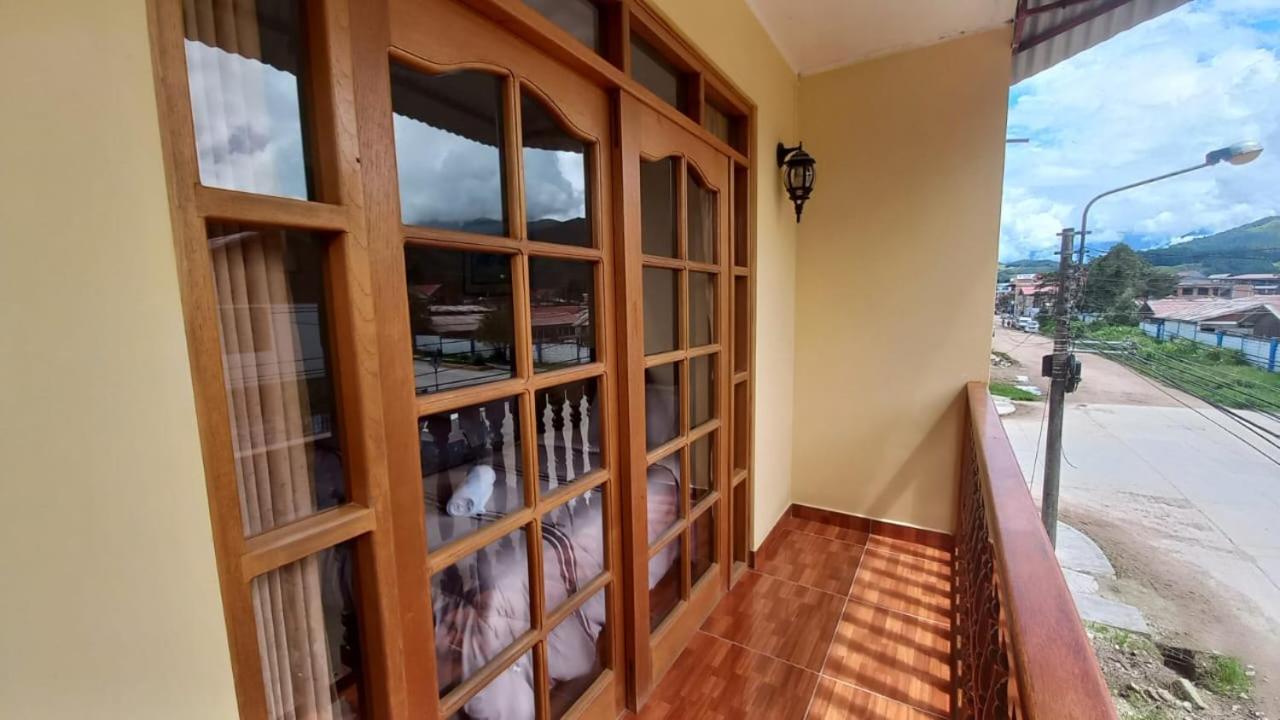 Hospedaje "Los Quetzales De Oxapampa" Esterno foto